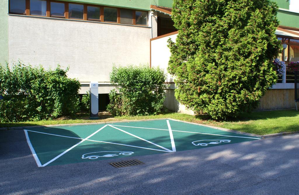 Hotel Metropol Spišská Nová Ves Eksteriør billede